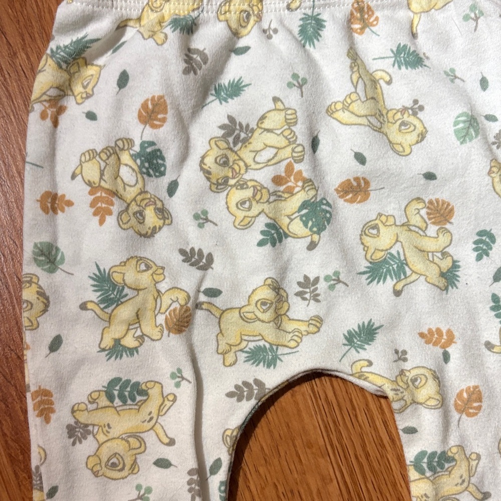 SIZE 3-6 months Kids Cream and Multicolor Printed Bottoms - Picture 4 of 6